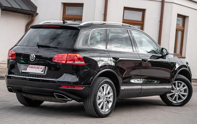 Volkswagen Touareg cena 59900 przebieg: 236800, rok produkcji 2010 z Oborniki Śląskie małe 436